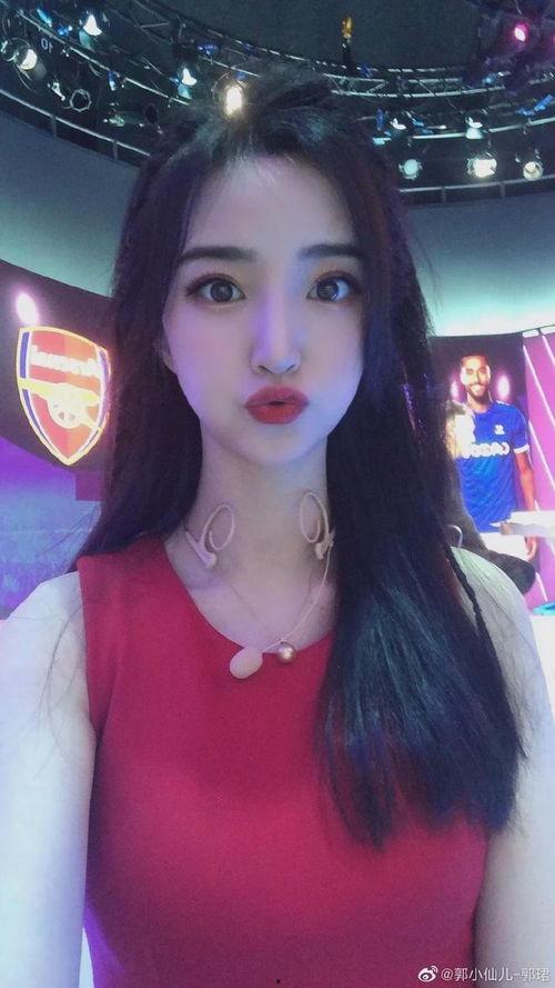 最新爆料女记者视频,揭秘事件背后惊人真相  第1张